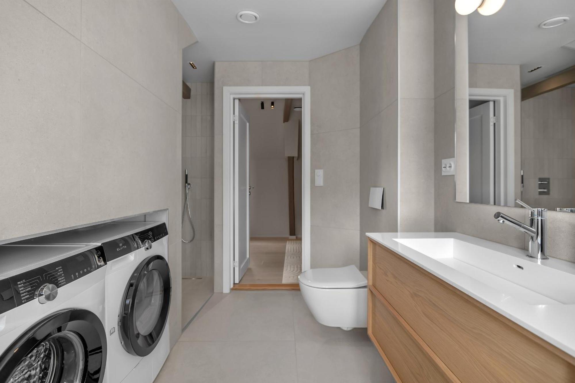 The Loft - Central Top Floor Apartment With 4 Bedrooms ทรอมโซ ภายนอก รูปภาพ