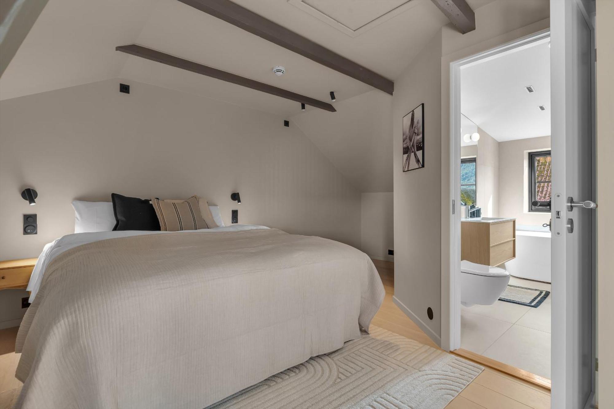 The Loft - Central Top Floor Apartment With 4 Bedrooms ทรอมโซ ภายนอก รูปภาพ