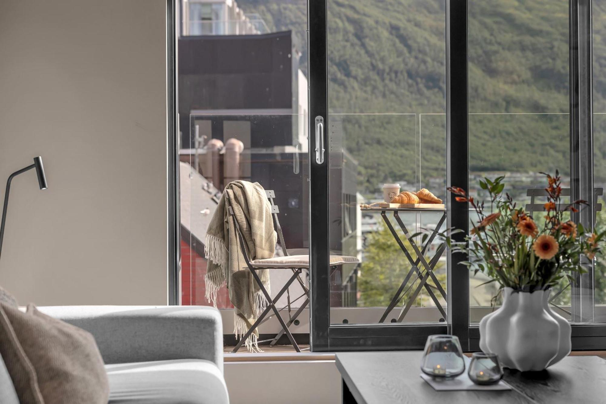 The Loft - Central Top Floor Apartment With 4 Bedrooms ทรอมโซ ภายนอก รูปภาพ